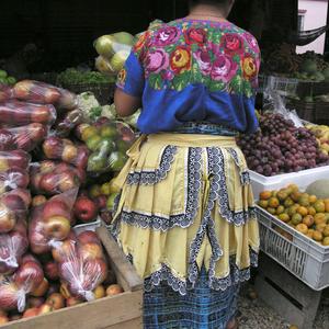 Indiánka ve Floresu, Guatemala