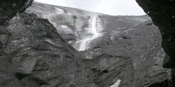 V ledovcové jeskyni, Solheimajokull