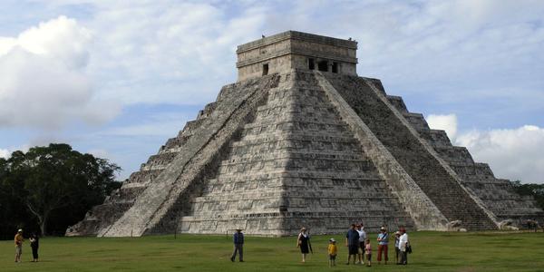 Dokonalá Kukulkánova pyramida, Chichen Itza