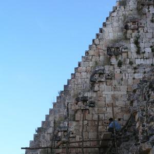 Schodiště Kouzelníkovy pyramidy, Uxma