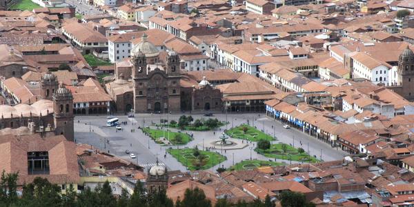 Cuzco z pevnosti Sacsayhuaman