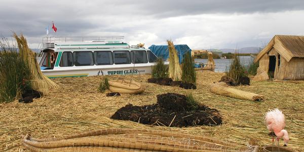 Plovoucí ostrovy, Titicaca