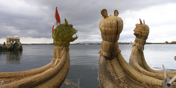Pumy na Titicaca