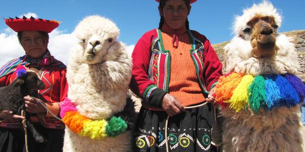 Indiánky  na pevnosti Sacsayhuaman