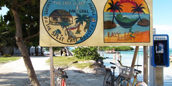 Caye Caulker, vstup na pláž, Belize