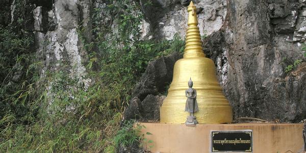 Chedí nad Tiger Cave, Krabi
