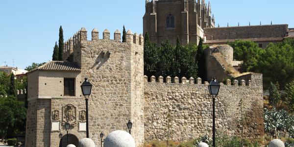 San Juan de los Reyes v Seville