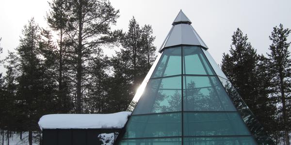 Kakslauttanen, společenská místnost a příležitostná oddací síň