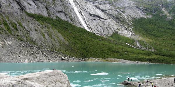Briksdalsbreen