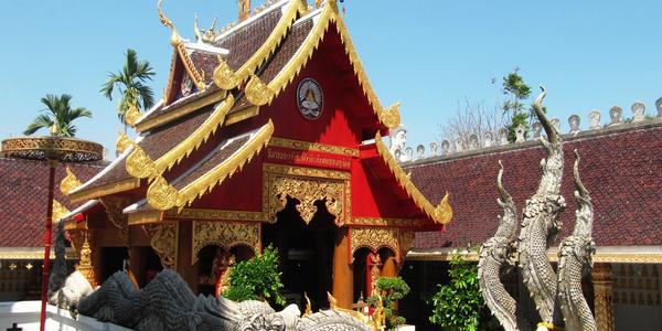 Výzdoba chrámu Wat Suthon