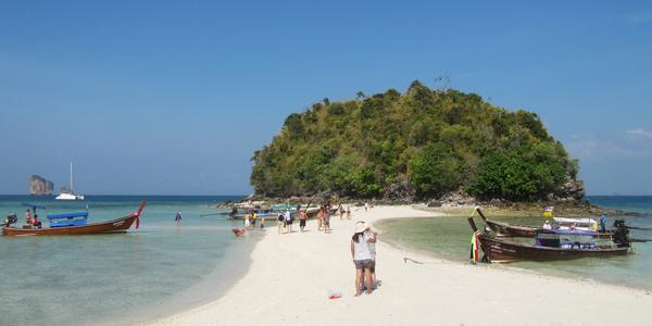 Plavba na Four Islands