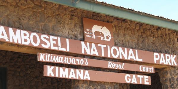 Brána Amboseli