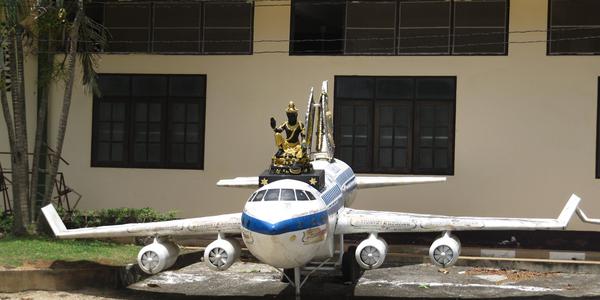 Požehnání pro piloty a nová letadla, Krabi