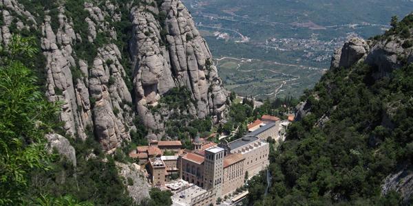 Klášter v objetí skal, Montserrat