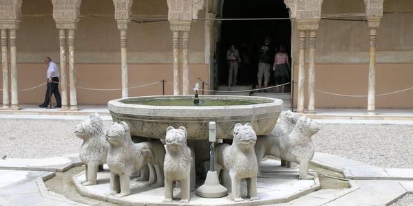 Hrad v Peniscole
