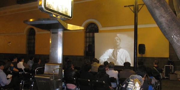Improvizované kino, Puebla