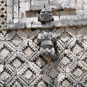 Kočičí vládce, Uxmal