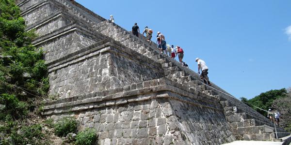 Výstup na Velkou pyramidu, Uxmal