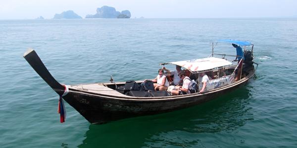 Stěhování v ranním oparu, Krabi