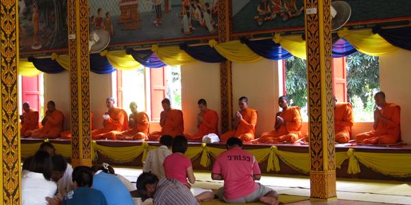 Společná meditace, Wat Chalong, Phuket