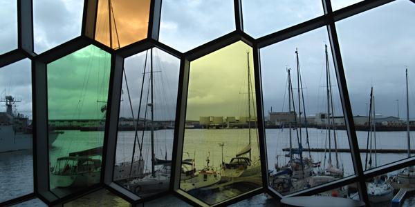 Pohled z budovy Opery v reykjavíku