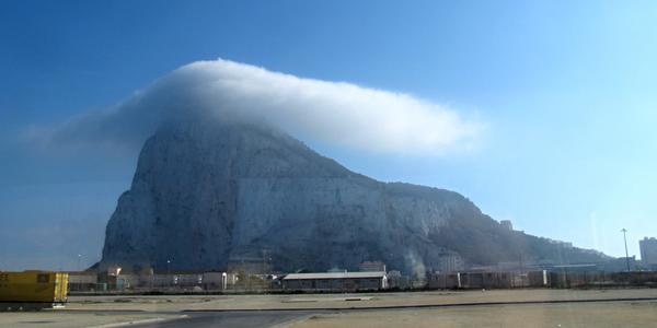 Gibraltar, z okna autokaru