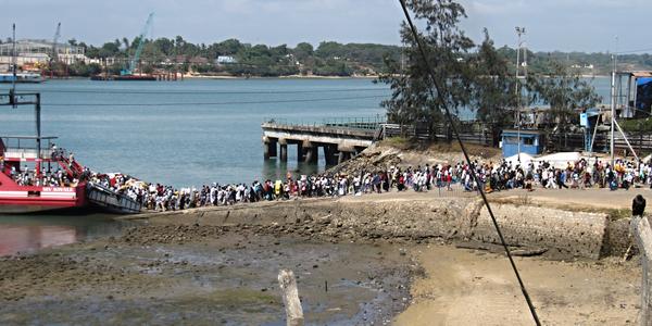 Mombasa, přívoz Likoni