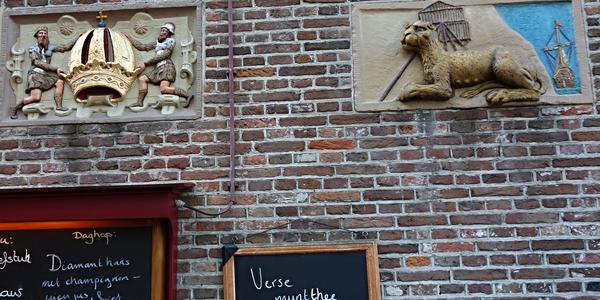 Minulost a současnost, Amsterodam