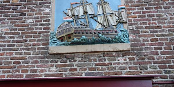 Vzpomínka na zašlou slávu, Amsterodam