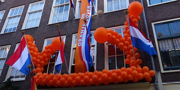 Výzdoba ke Dni narozenin královny, Amsterodam