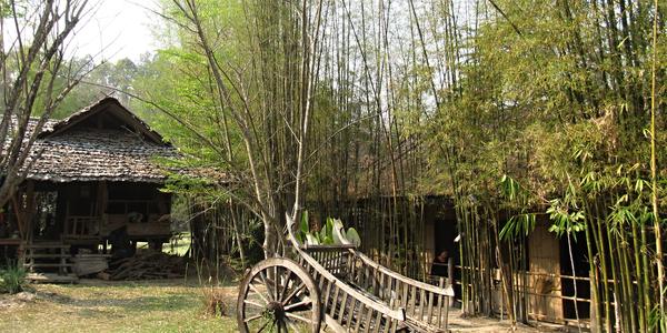 Chiang Mai, ve vesnici horských kmenů