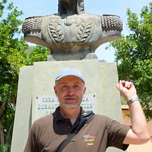 017. Pavel a Simon Bolívar