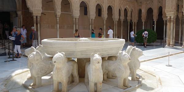 Alhambra, Lví dvůr
