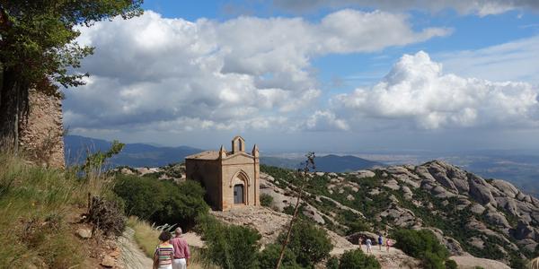 Mezi skalami Montserratu