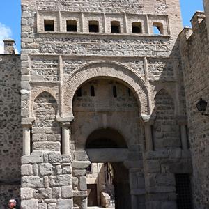 Puerta Vieja Bisagra, Toledo