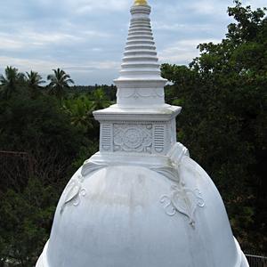 Anuradhapura, stúpa v Isurumunia