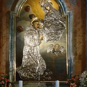 6. Detail oltáře v Čenstochové