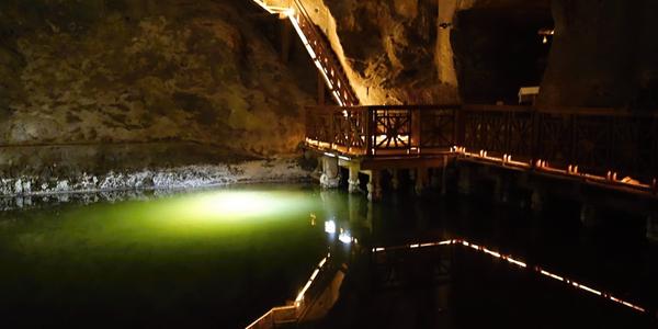 73. Solné doly Vielička, solné jezero