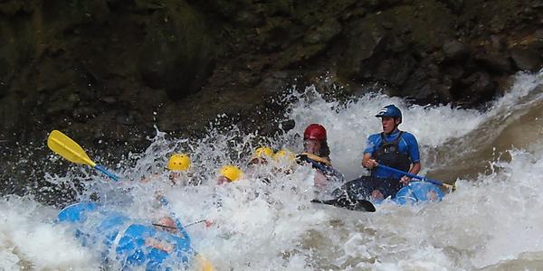 011.  Rafting na řece Sarapiquí