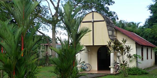 039. Kostelík v Tortuguero