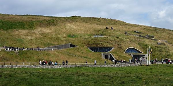 123. Visitor centre Mohérské útesy