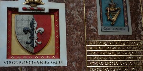 180. V interiéru katedrály sv. Finnbara v Corku