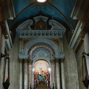 035. Hlavní oltář kostela Stella Maris, Haifa