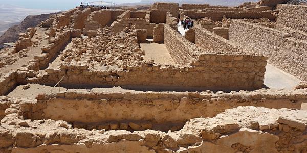 248. Rozvaliny pevnosti Masada