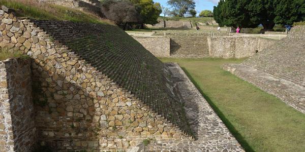 112. Monte Albán