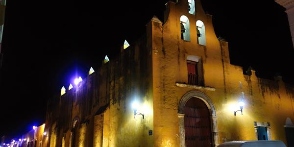 236. Noční Campeche