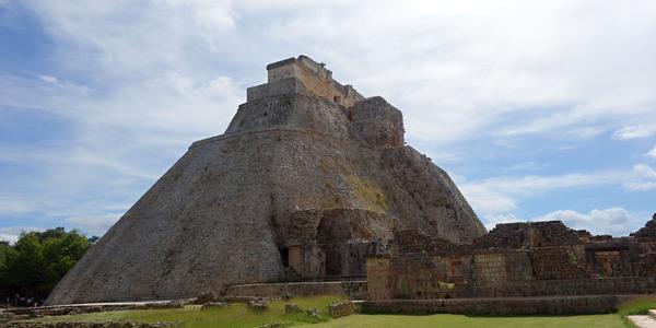 244. Uxmal 1
