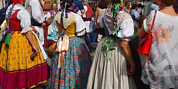 113. Turistka na slavnosti, Valencie