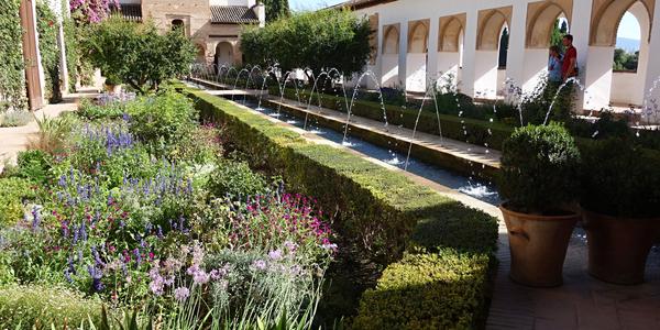 100. Granada, Generalife