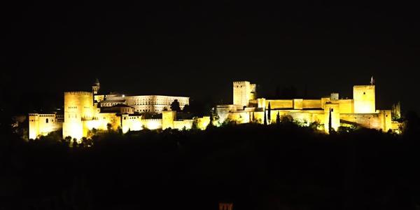 107. Noční Alhambra 1